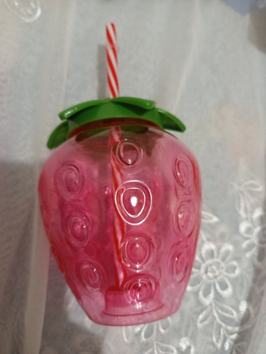 Copo morango novo.442792040475535362