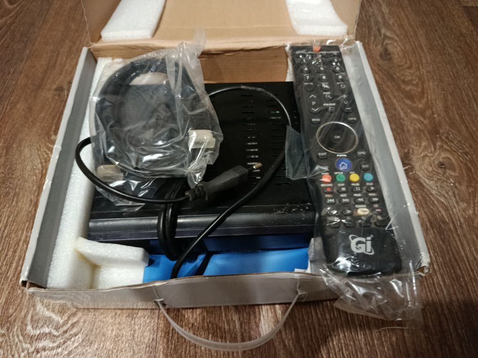 Спутниковый тюнер ресивер приставка GI 8120 HD Galaxy Innovations