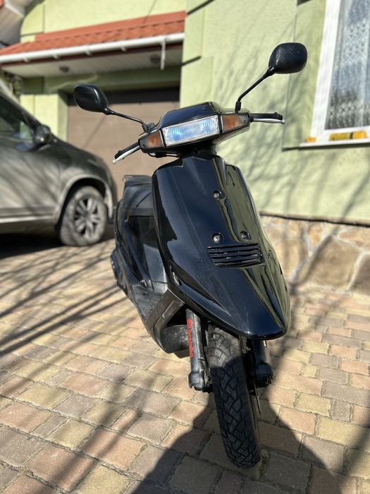 Suzuki address v100