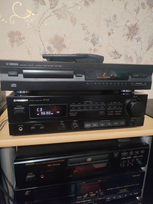 Сиди проигрыватель yamaha CDX-396.