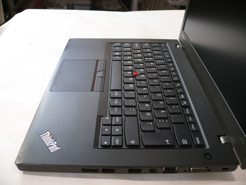 LENOVO L450, SSD256/8g ram, Core i5-4300U , bat. 71,4%.