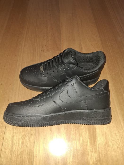 Nike Air Force pretas