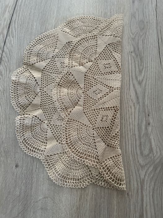 Serweta szydełko śr. 45 cepły beż