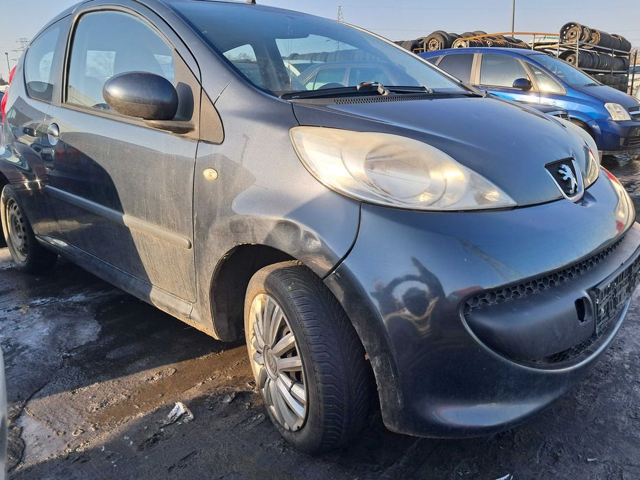 Peugeot 107 na Części 1.0 manual 3 Drzwi Kompletny Przód Peugeot 107