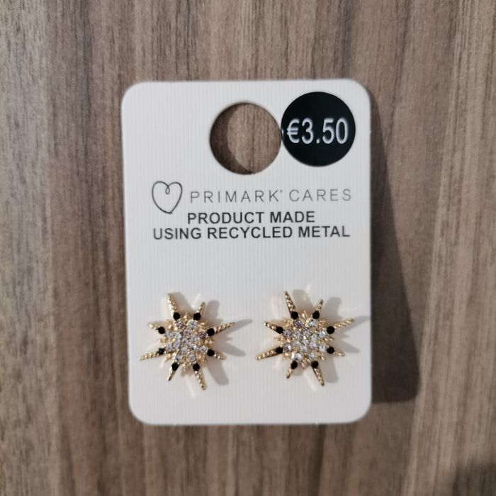 Brincos novos Primark