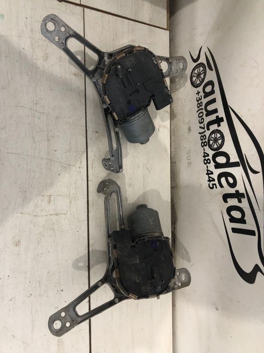 Трапеція BMW I3 моторчик двірника I3 2014-21 механізм двірників