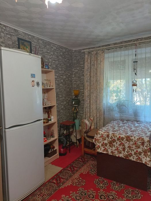 Продаж 2 кімн  2/5