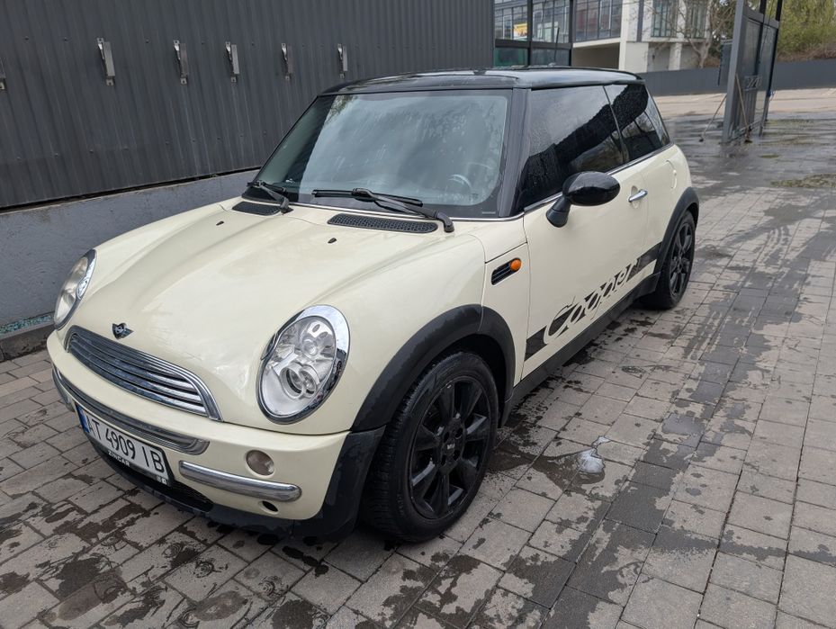 MINI Cooper 2004