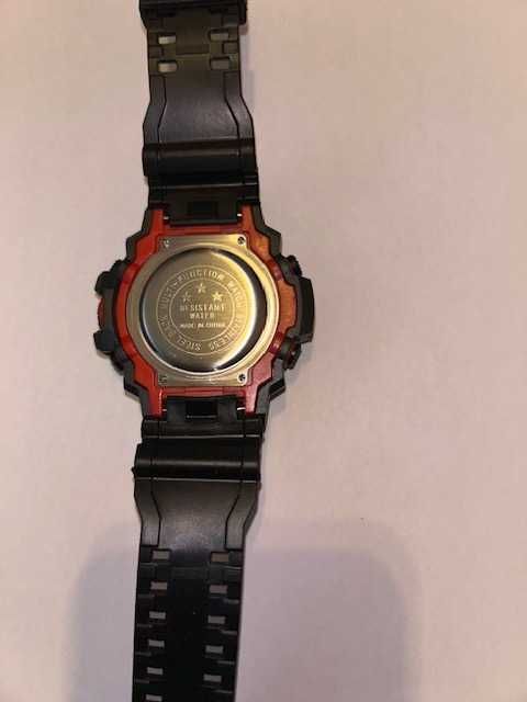 Modny wielofunkcyjny zegarek sportowy