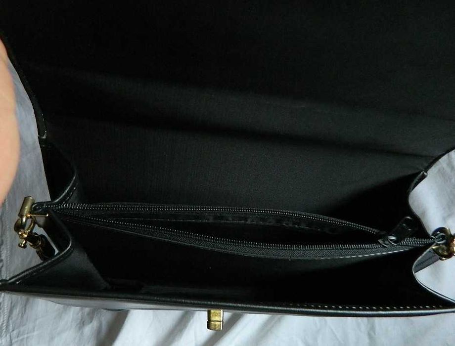 Czarna, elegancka, skórzana torebka