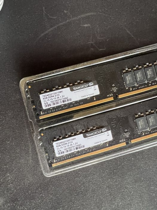 Оперативна памʼять 2х8 гб ddr4