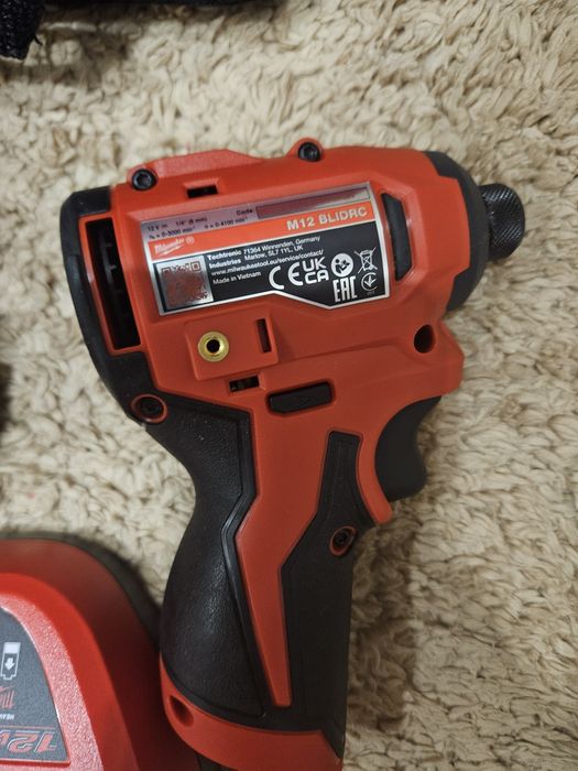 Набір інструментів аккумуляторних MILWAUKEE M12 BLPP2B-422B (дрель-шуруповерт M12 BLPDRC, шуруповерт BLIDRC. з
