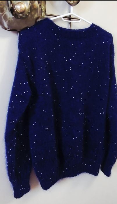 Светр мохеровий з намистинками-перлинками