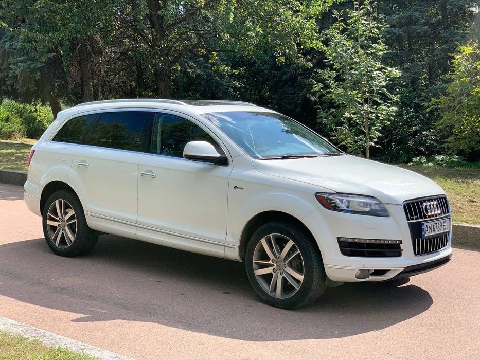Audi Q7 3.0 TFSI Quattro • 2015 • Хороша комплектація •