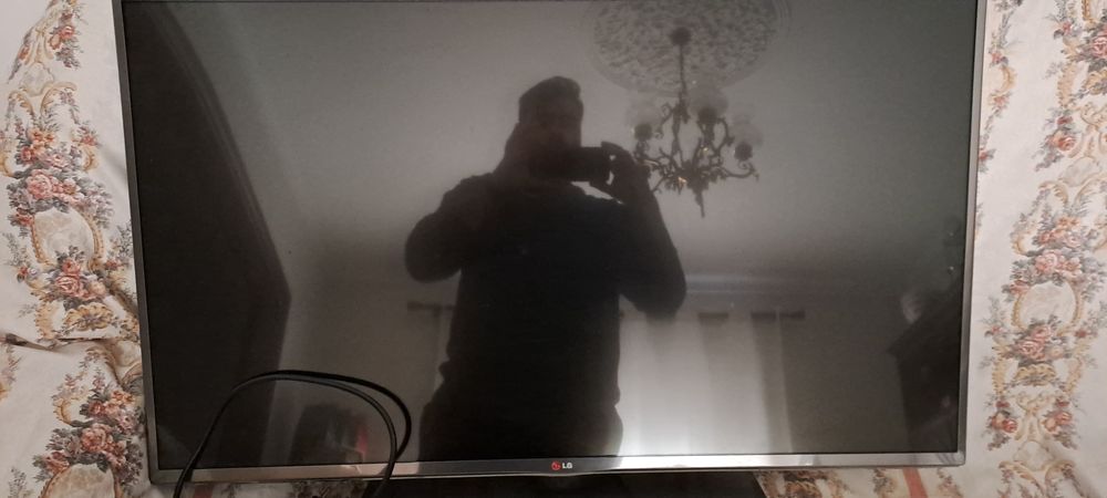Tv lg em óptimo estado