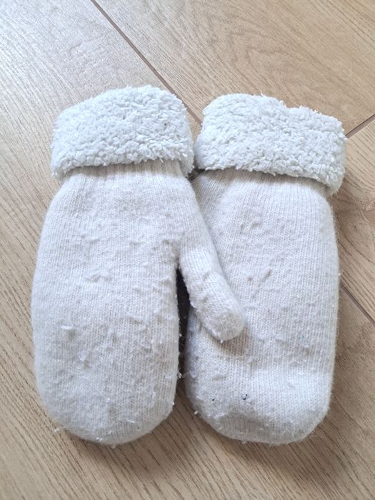 Віддам махрові рукавиці