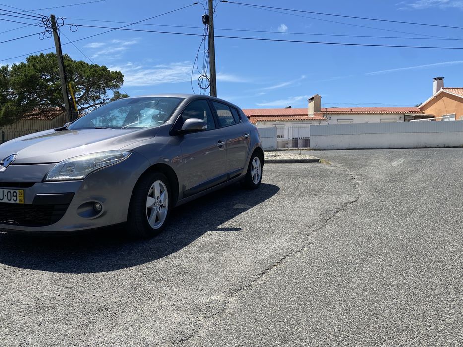 Carro em muito bom estado