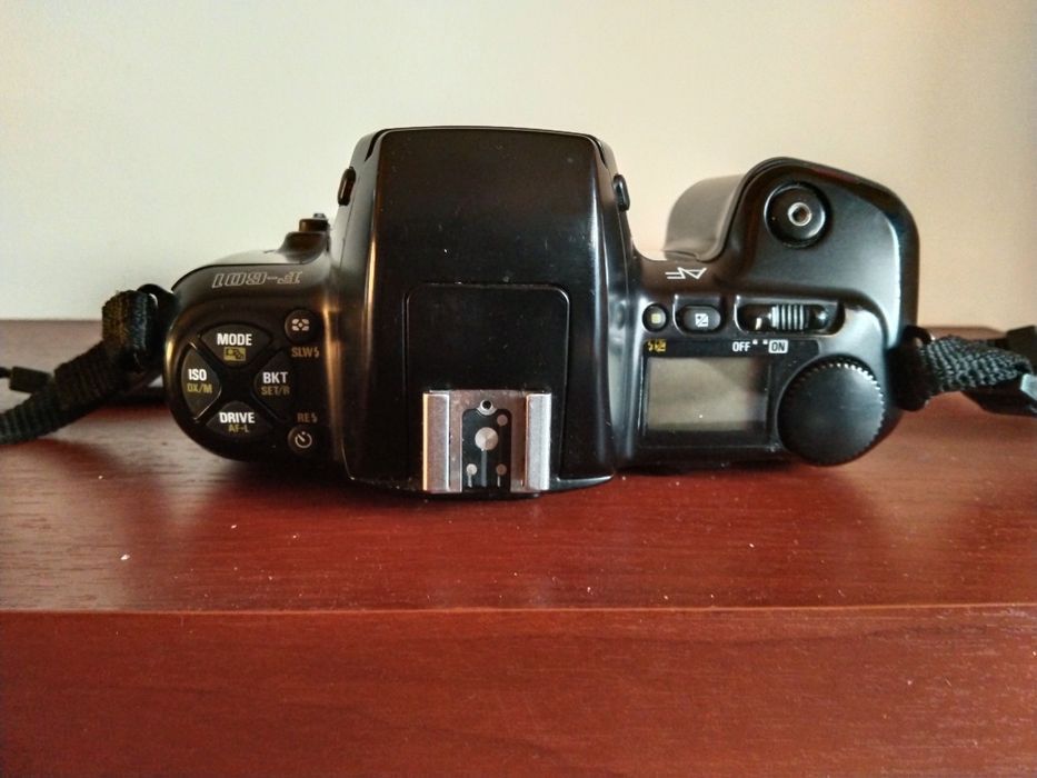 Aparat fotograficzny NICON  F-601