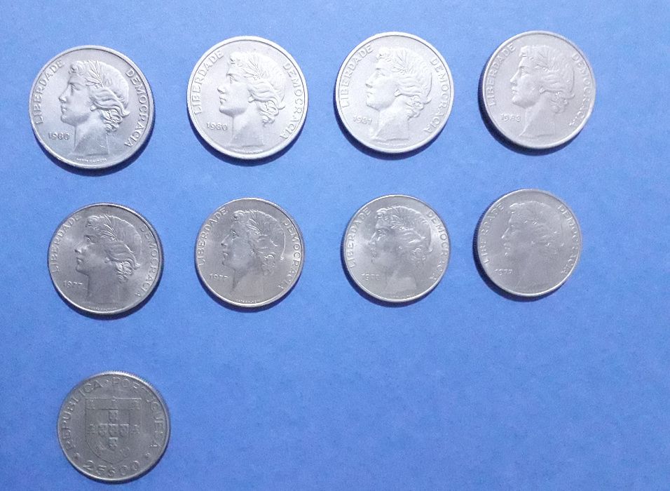 Moedas de 25 Escudos - Conjunto de 14 moedas
