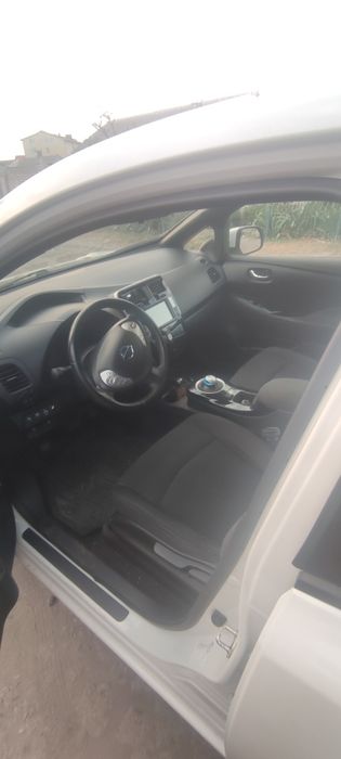 Аренда Авто нисан лиф