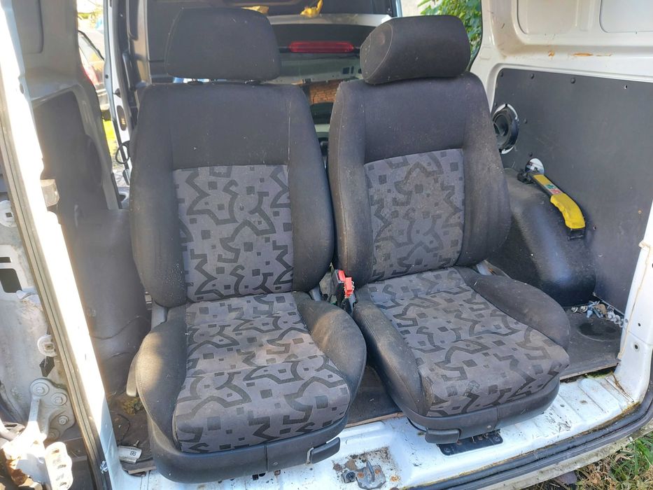 VW GOLF IV golf 4 fotel fotele przód przednie wersja 3-drzwiowa