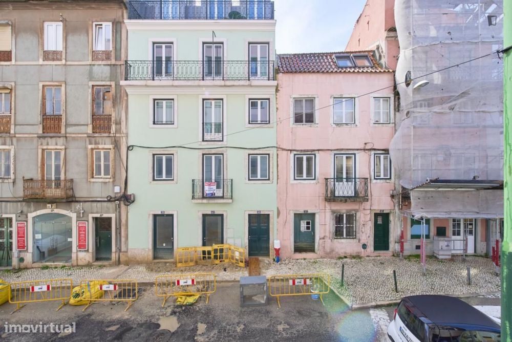 Quarto - localizado em Estrela Lisbon