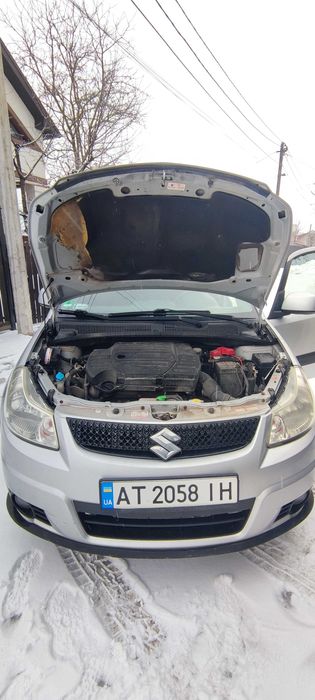 Автомобіль Suzuki sx4