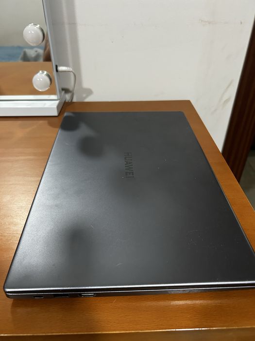 Huawei MateBook d15 2020