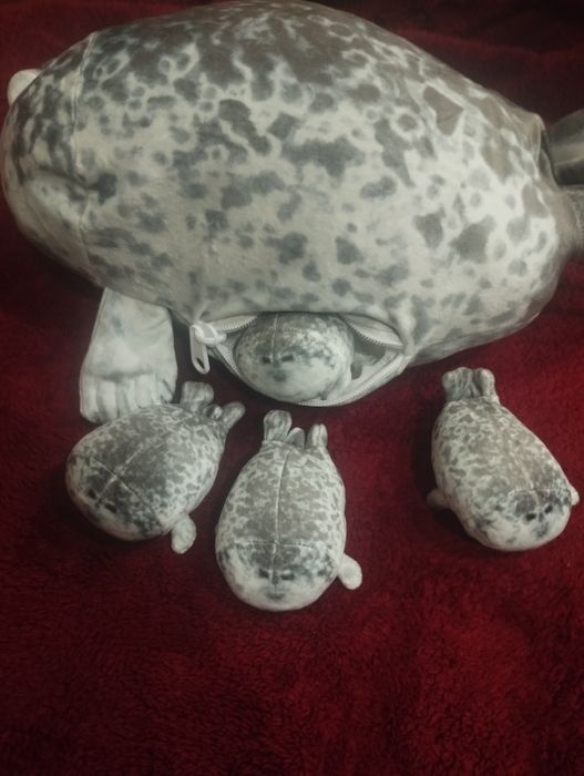 Мягкая игрушка тюлень -мама и 4детёныша