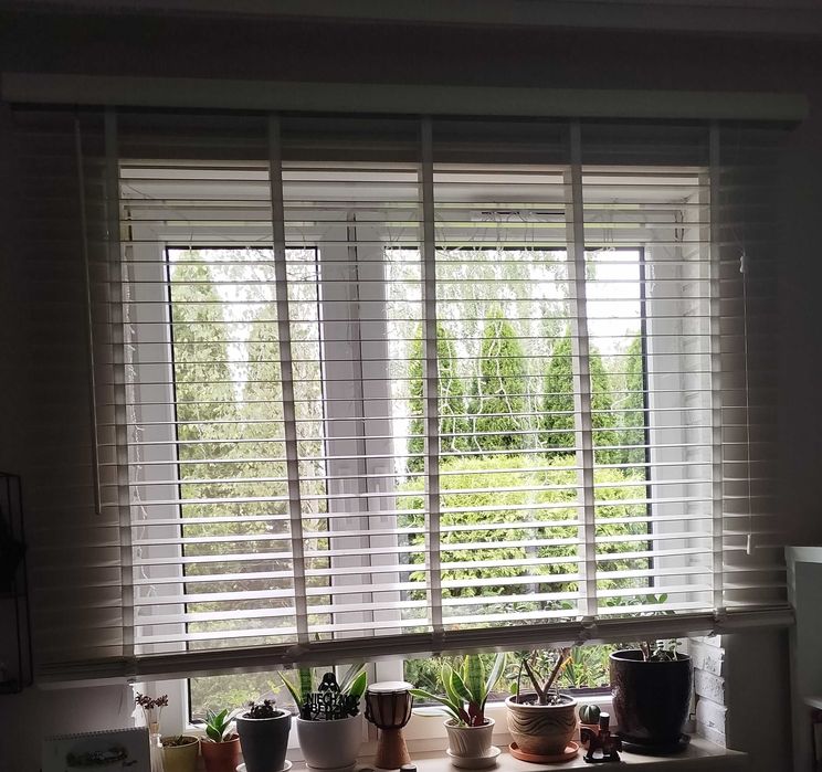 duża żaluzja drewniana biała szerokie lamele 5 cm 180cm x 160cm