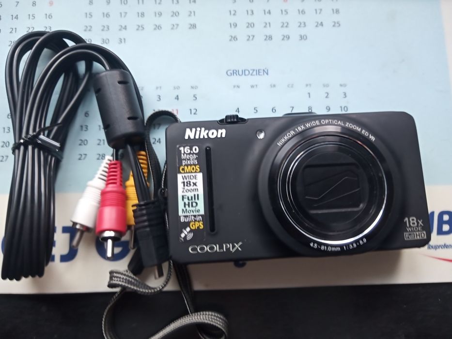 Aparat Cyfrowy Nikon Coolpix S. 9300
