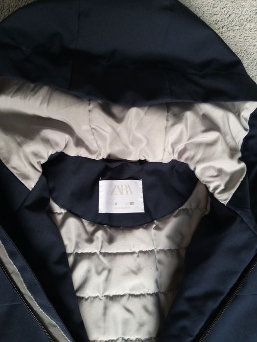 Куртка  Zara  8 лет