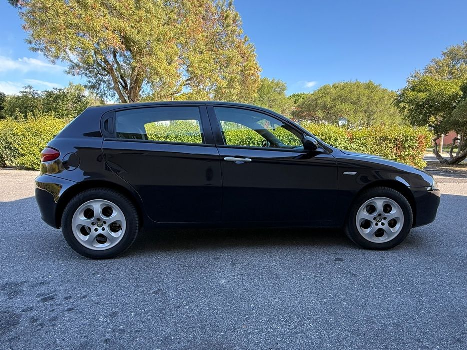 Alfa Romeo 147 1.9Jtdm — photo 3