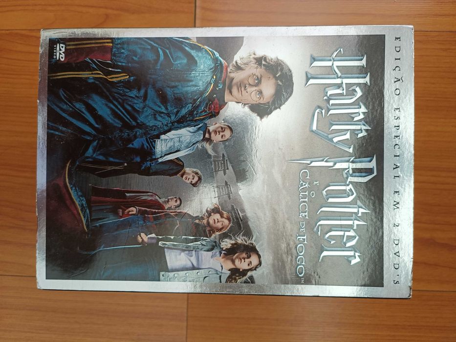 Harry Potter e o cálice de fogo - livro e DVDs edição especial.