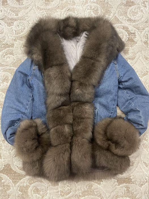 Парка з натуральним хутром, тепла 38 розмір