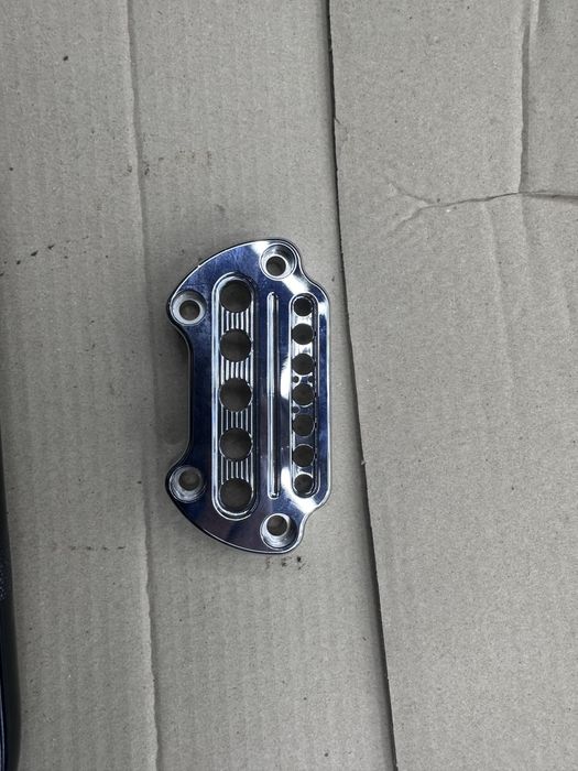 Руль 25мм с ручкой газа и креплением sportster