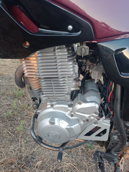 YAMAHA XT 600 E Impecável. Estimada.