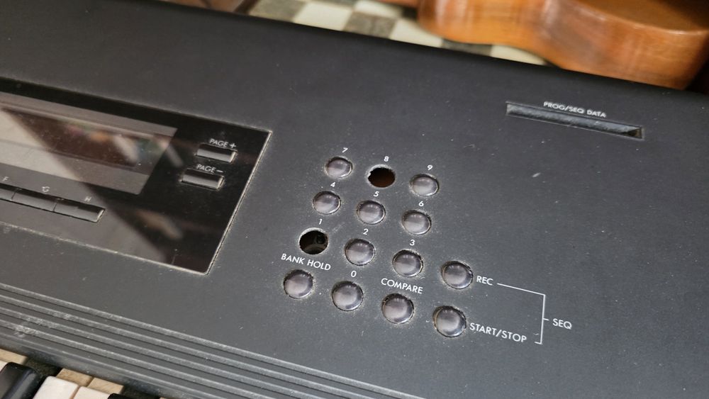 Teclado M1 Korg Music Workstation
