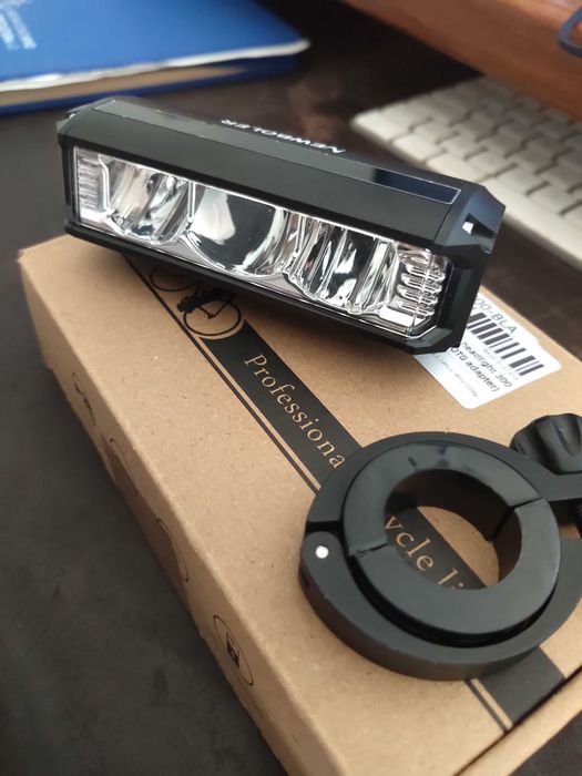 Luz Bicicleta - Newboler EOS630 (NOVA)