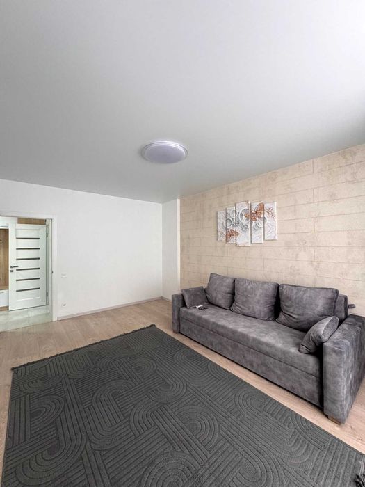 Оренда  1-кімнатної квартири (45 м²) — вул. Зелена, 281Б