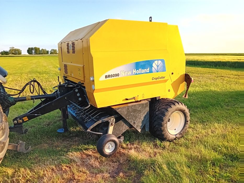 Prasa New holland  br 6090 Corp  cutter