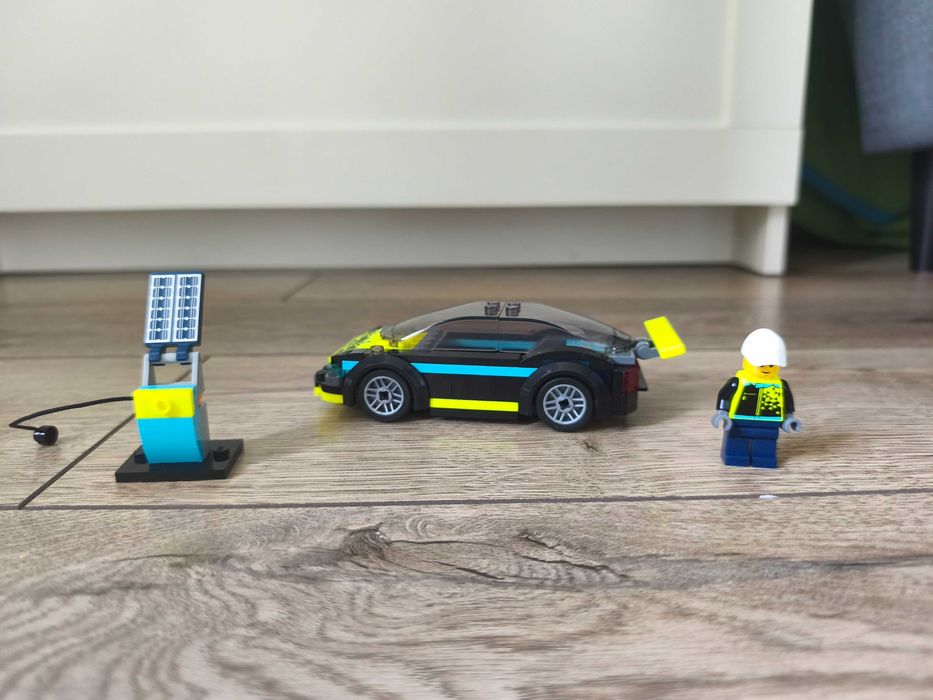 Samochód elektryczny LEGO City