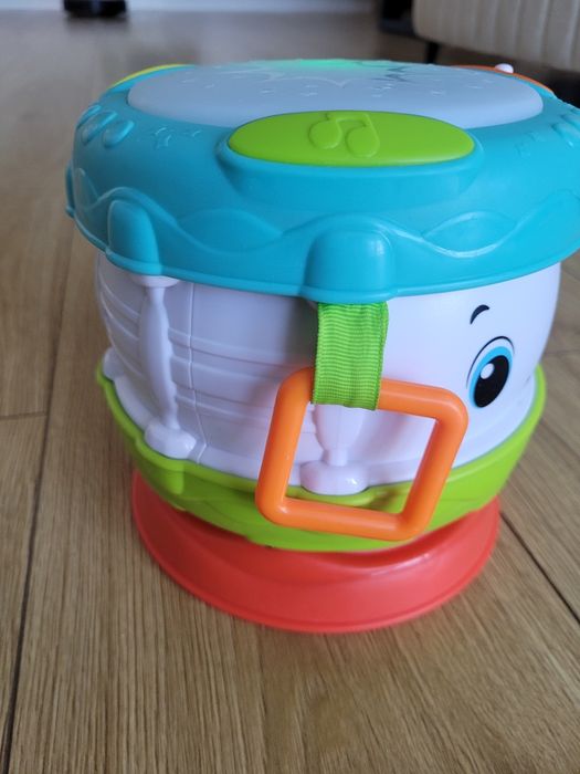 interaktywny bębenek Baby Clementoni