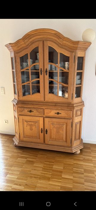 Vitryna dębowa zdobiona przeszklona