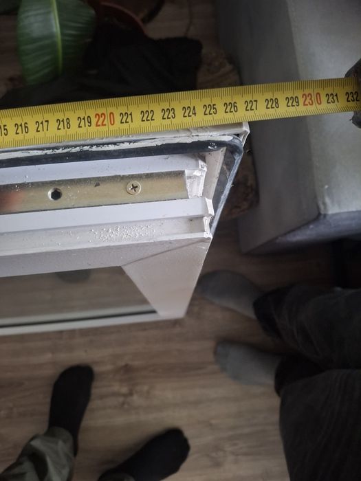 Okno balkonowe używane