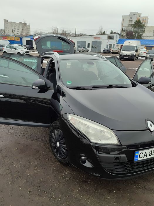 Рено Меган -3 2010 р.