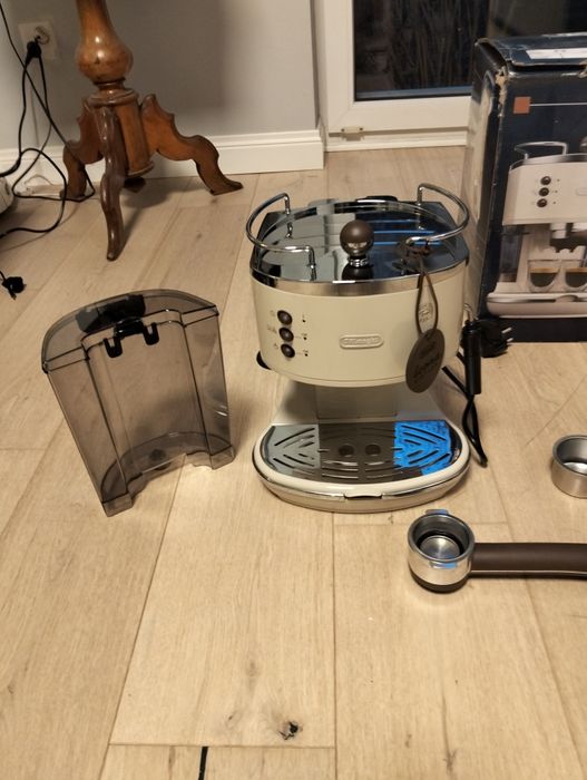 Ekspres ciśnieniowy DeLonghi Vintage retro