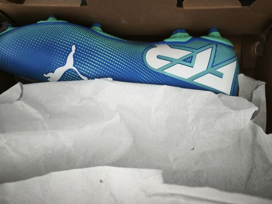 Chuteiras novas da Puma tamanho 45