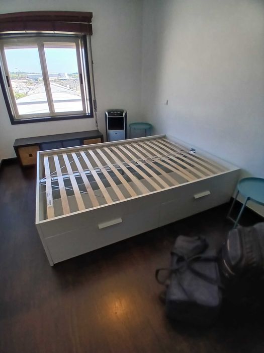 Vendo cama Casal Nova - Pouco usada