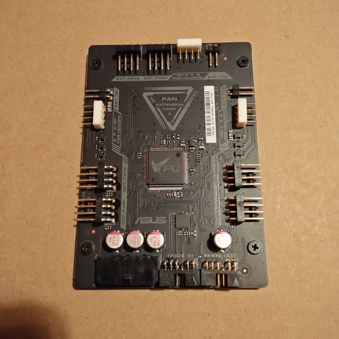 ASUS Fan Extension Card II